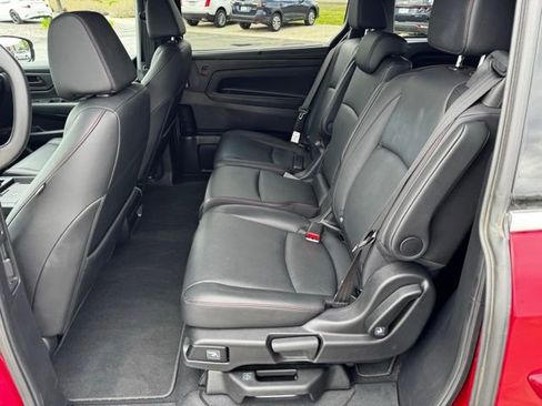 Used 2025 Honda Odyssey Sport-L image 16