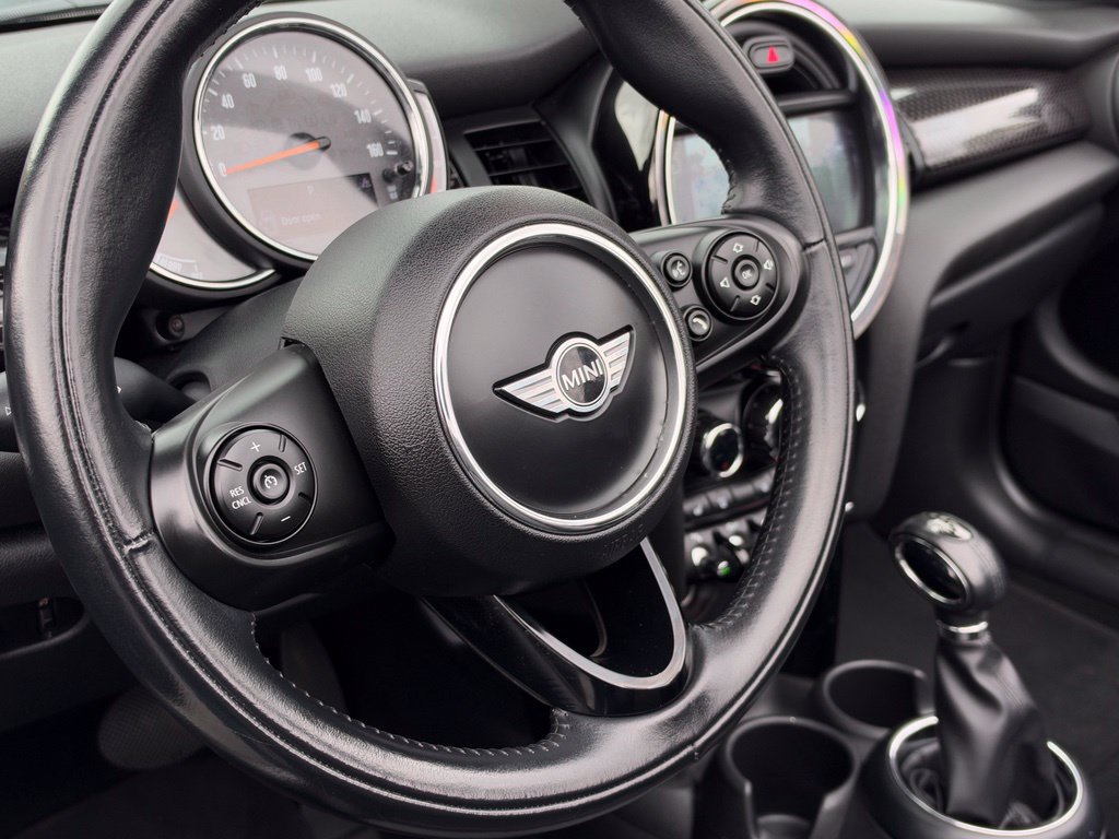Used 2018 MINI Cooper S FWD image 19