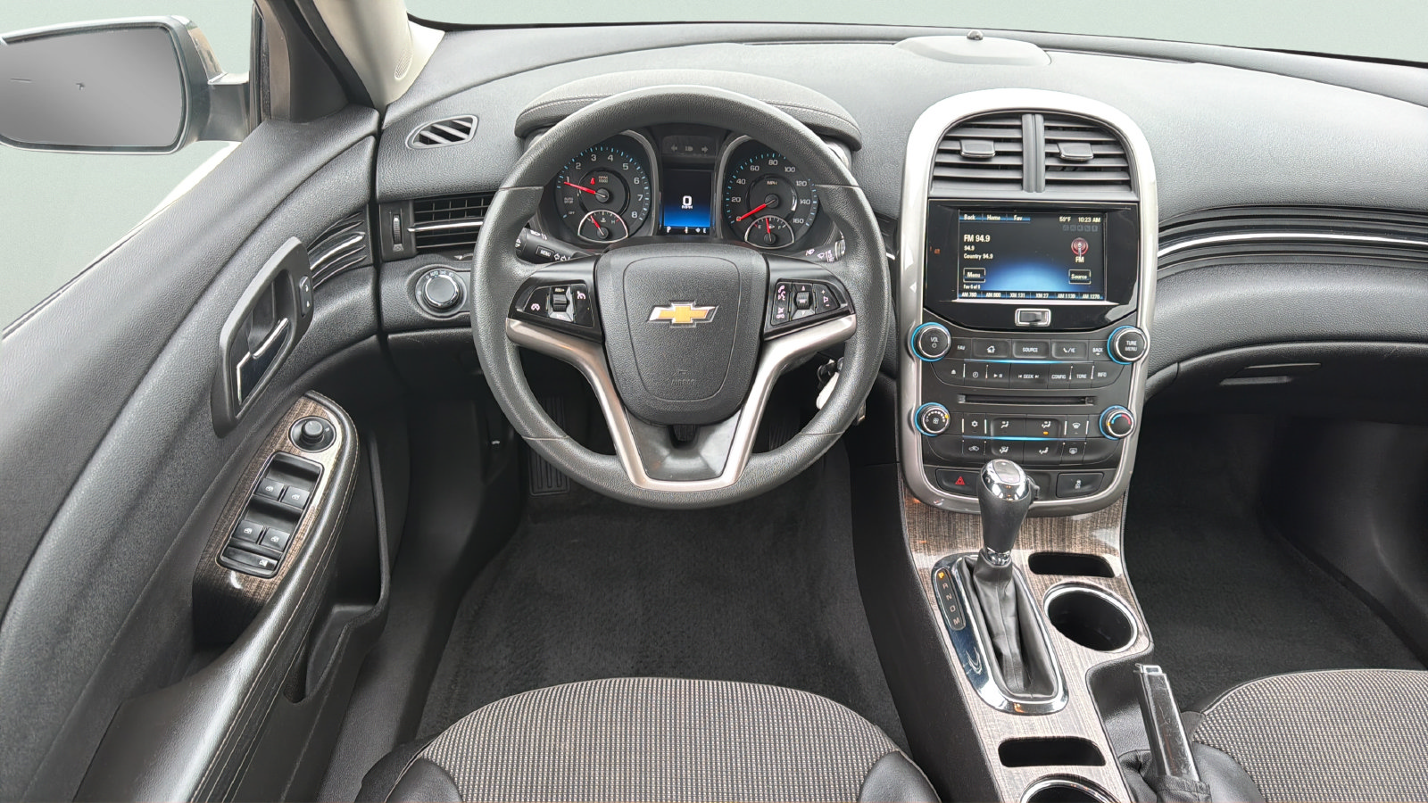 Used 2015 Chevrolet Malibu LT w/ Power Convenience Package FWD image 14