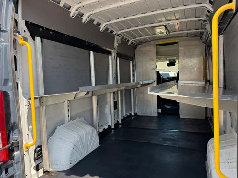 Used 2018 RAM ProMaster 2500 FWD image 19
