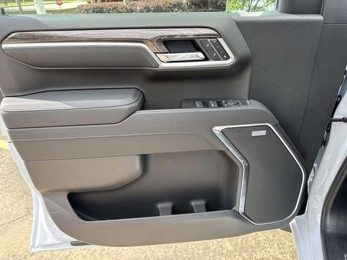 New 2026 Chevrolet Silverado 1500 LTZ w/ LTZ Convenience Package II AWD/4WD image 19