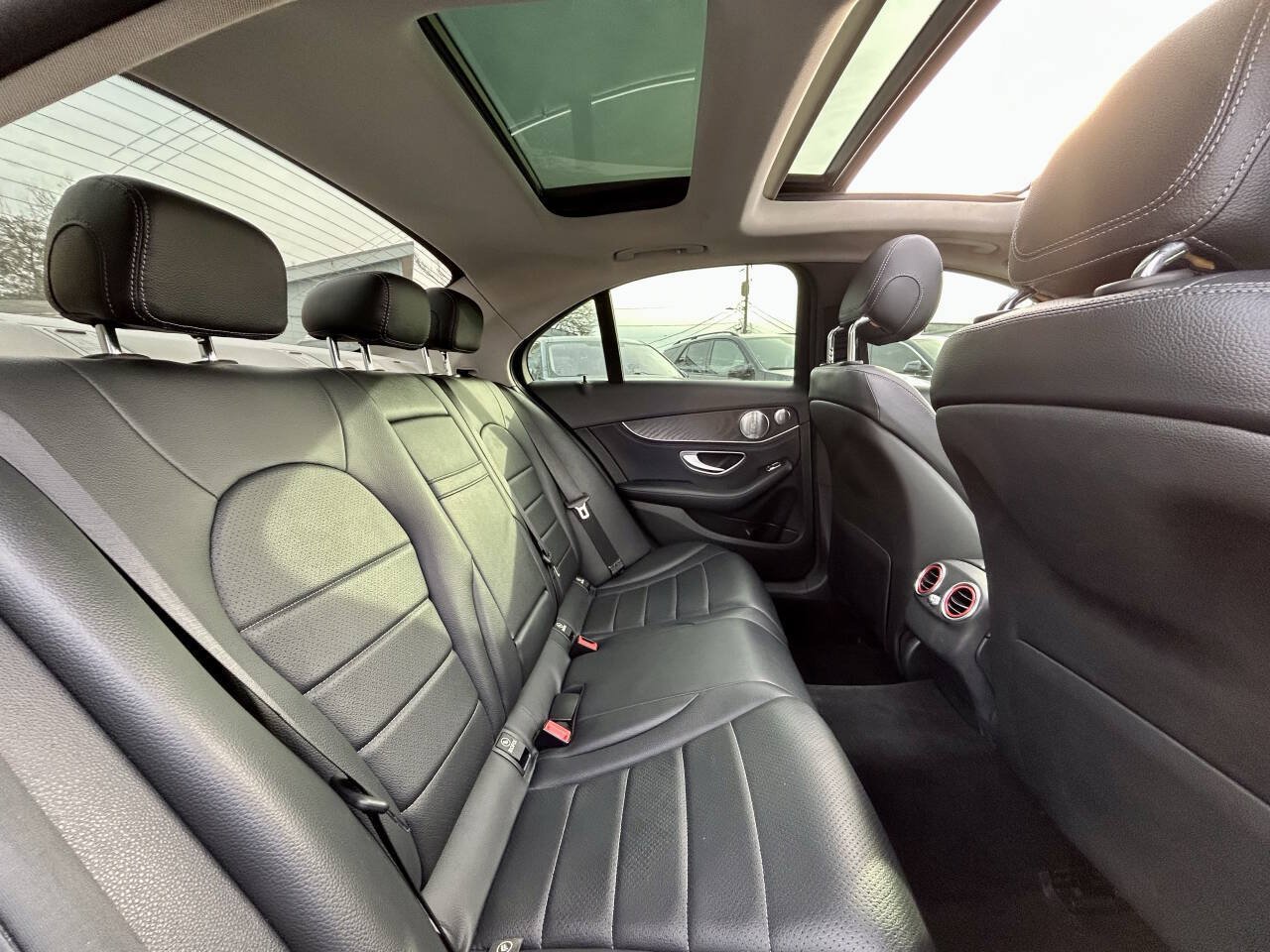 Used 2015 Mercedes-Benz C 300 4MATIC Sedan image 13