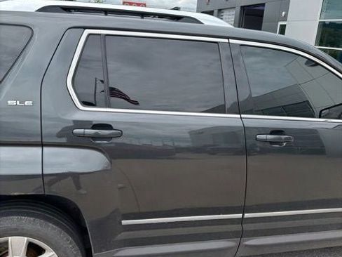 Used 2013 GMC Terrain SLE FWD image 13