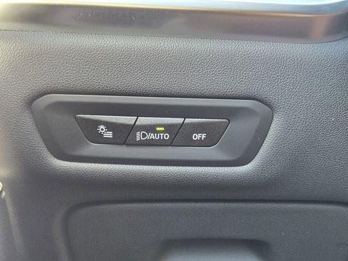Used 2025 BMW X5 sDrive40i w/ M Sport Package RWD image 28