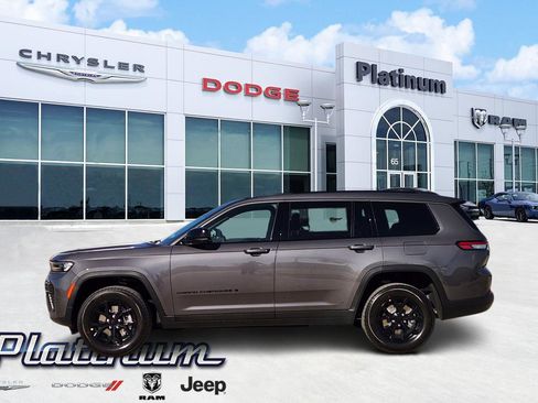 New 2026 Jeep Grand Cherokee L 2WD image 2