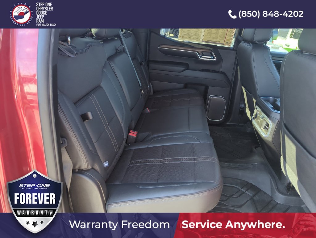 Used 2024 Chevrolet Silverado 1500 High Country AWD/4WD image 30