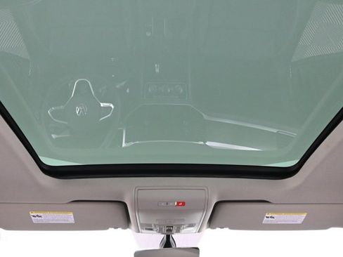 Certified 2023 Volkswagen Atlas SE w/ Panoramic Sunroof Package image 4