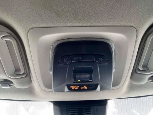 Used 2024 Toyota Corolla LE w/ LE Convenience Package FWD image 33