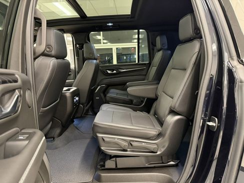 Used 2021 GMC Yukon XL Denali image 44