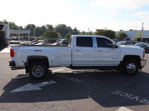Used 2018 Chevrolet Silverado 3500 LTZ w/ Duramax Plus Package AWD/4WD image 12