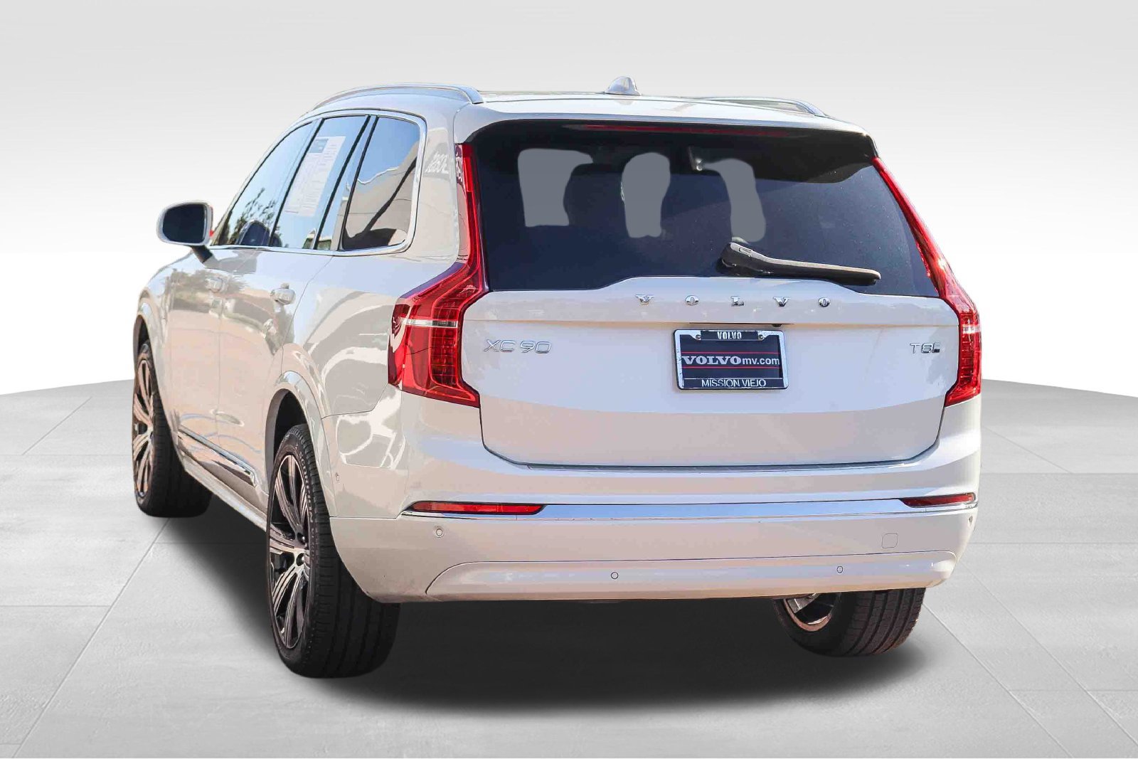 Used 2025 Volvo XC90 T8 Ultra w/ Protection Package Premier AWD/4WD image 5