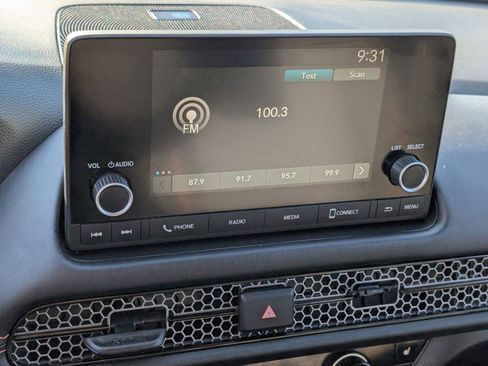 Used 2025 Honda HR-V Sport image 24