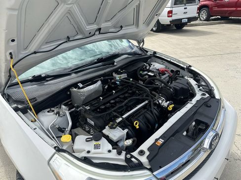 Used 2009 Ford Focus S FWD image 8