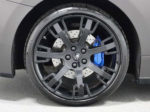 Used 2016 Maserati GranTurismo Convertible image 40