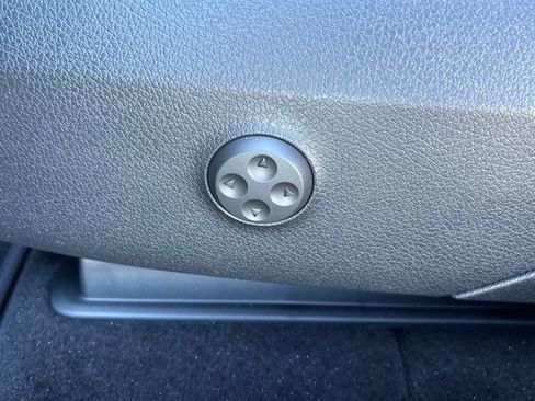 New 2026 Mercedes-Benz GLC 300 GLC 300 image 11