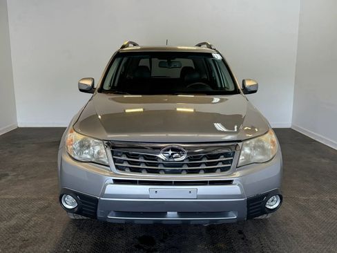 Used 2012 Subaru Forester 2.5X Limited AWD/4WD image 2