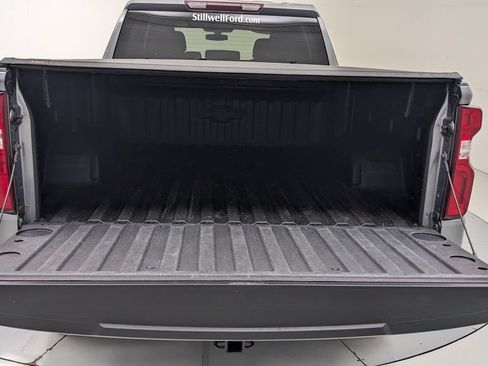 Used 2021 Chevrolet Silverado 1500 LT Trail Boss w/ Bed Protection Package AWD/4WD image 6