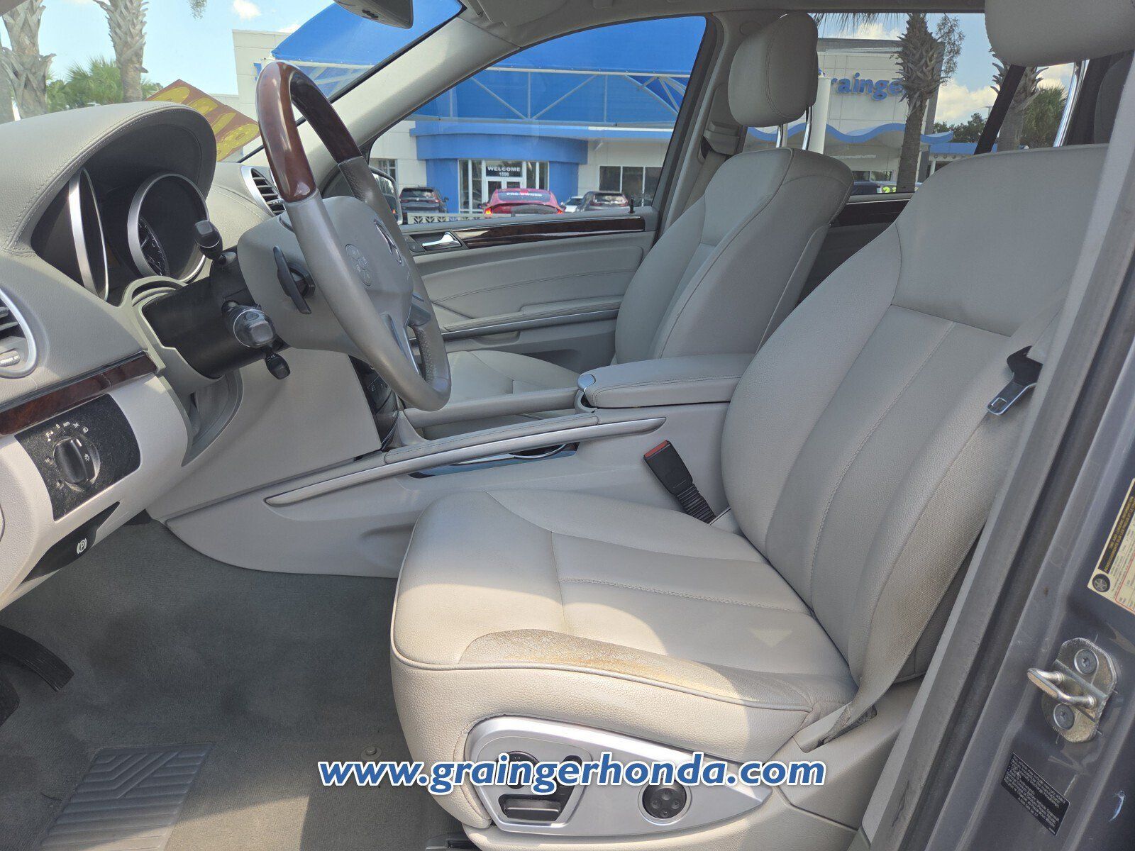 Used 2012 Mercedes-Benz GL 450 4MATIC image 9