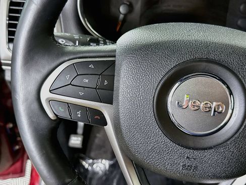 Used 2018 Jeep Grand Cherokee Limited AWD/4WD image 22