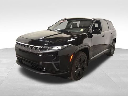 New 2025 Jeep Wagoneer S Launch Edition AWD/4WD image 2