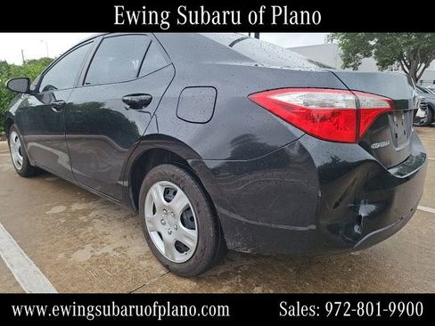 Used 2016 Toyota Corolla LE FWD image 3