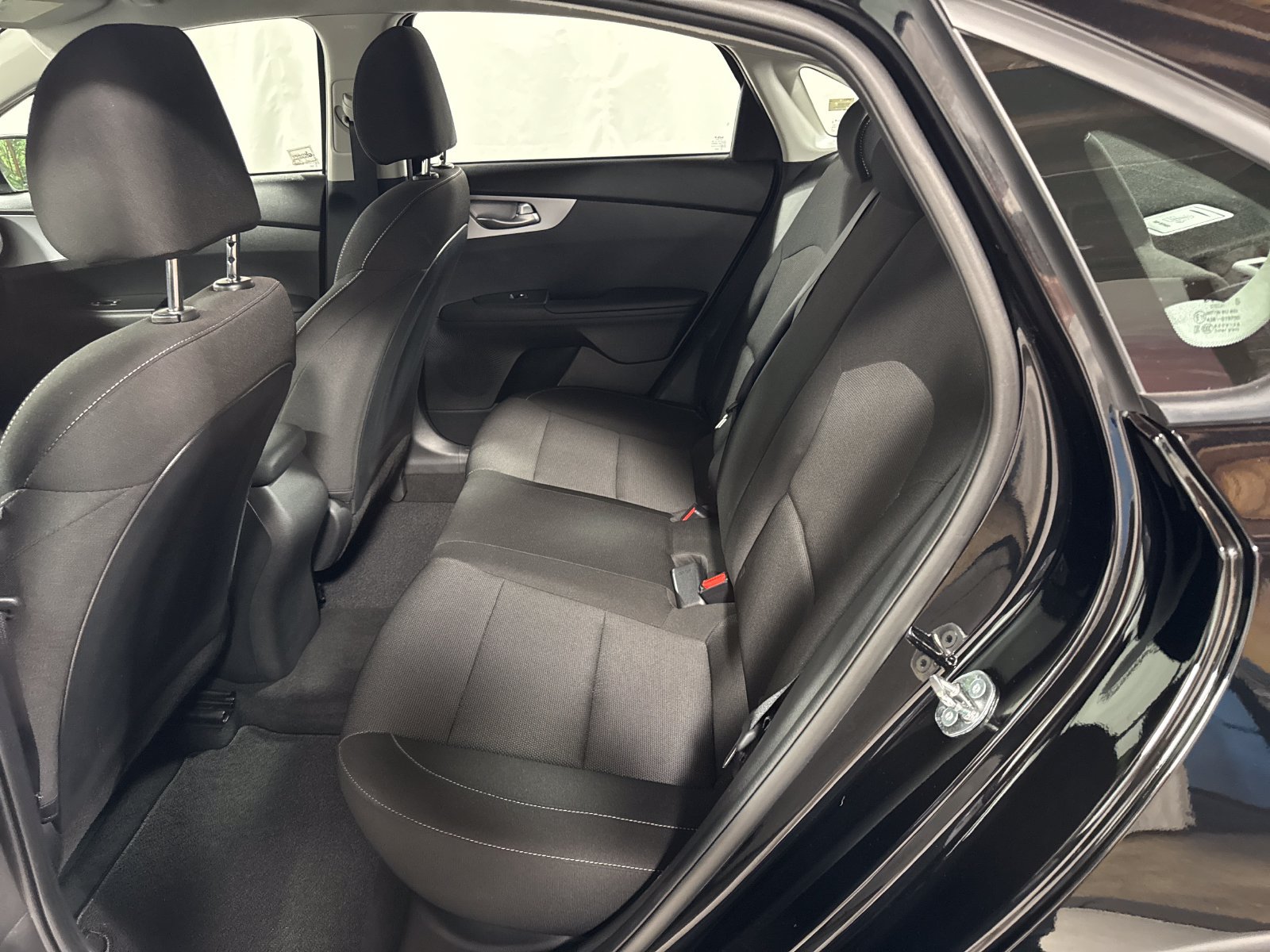 Certified 2023 Kia Forte LXS w/ LXS Technology Package FWD image 5