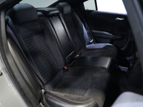 Used 2017 Dodge Charger R/T RWD image 41