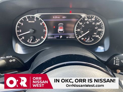 Used 2023 Nissan Rogue SV image 30