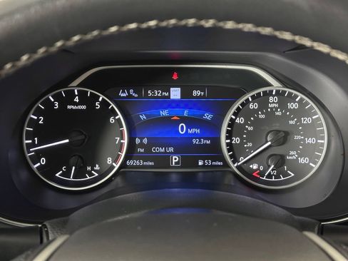 Used 2022 Nissan Maxima SV w/ Floor Mat Group FWD image 9