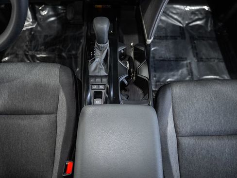 Used 2025 Toyota Camry LE FWD image 25