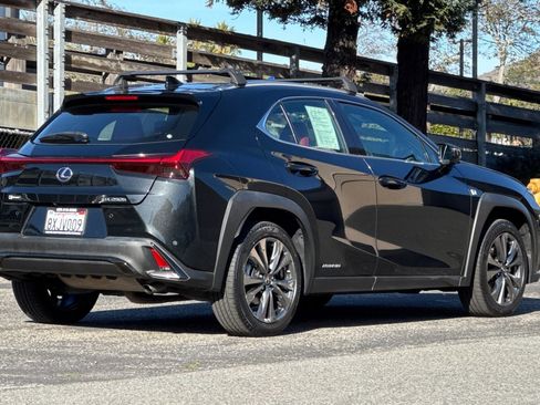 Used 2021 Lexus UX 250h F Sport w/ Accessory Package (Z2) image 4