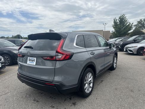 Used 2024 Honda CR-V EX-L image 4