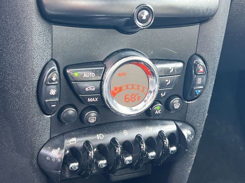 Used 2013 MINI Cooper S image 19