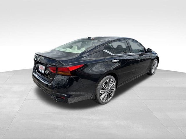 Used 2023 Nissan Altima 2.5 SL AWD/4WD image 4
