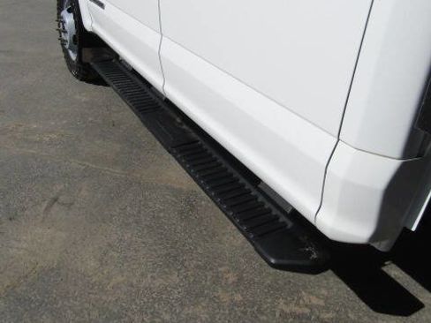 Used 2019 Ford F350 XLT image 6