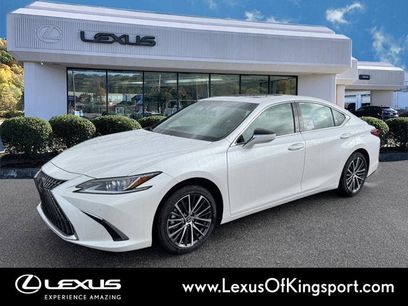 New 2025 Lexus ES 350 w/ Premium Package