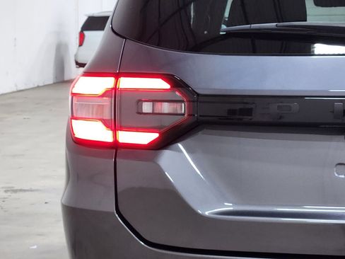 Used 2023 Honda Pilot Touring image 20