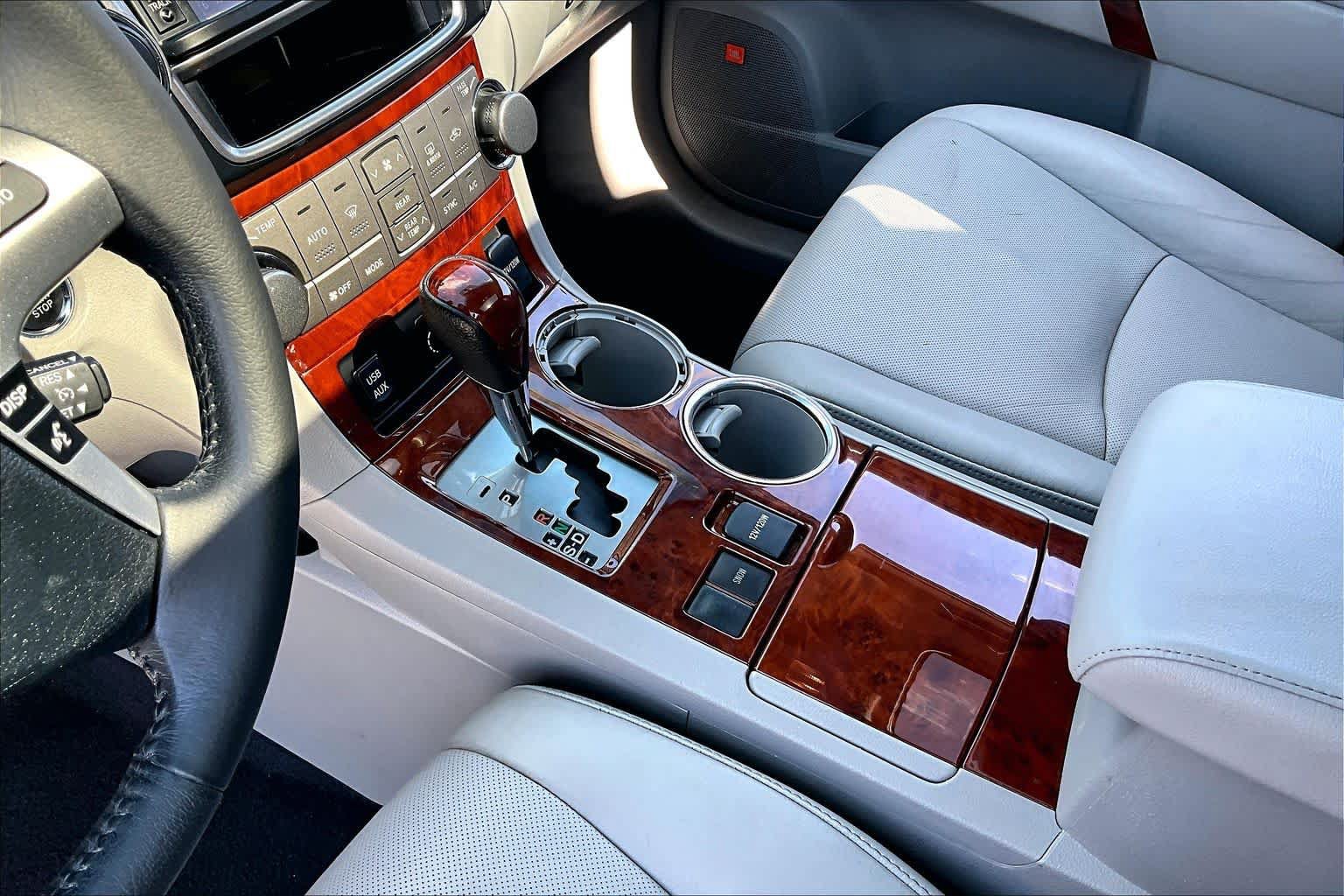 Used 2013 Toyota Highlander Limited FWD image 15