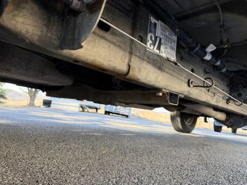 Used 2005 GMC Sierra 2500 SLT w/ Heavy-Duty Power Package image 30