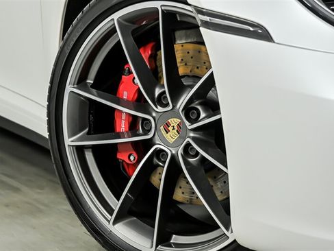 Used 2020 Porsche 911 Carrera S RWD image 3