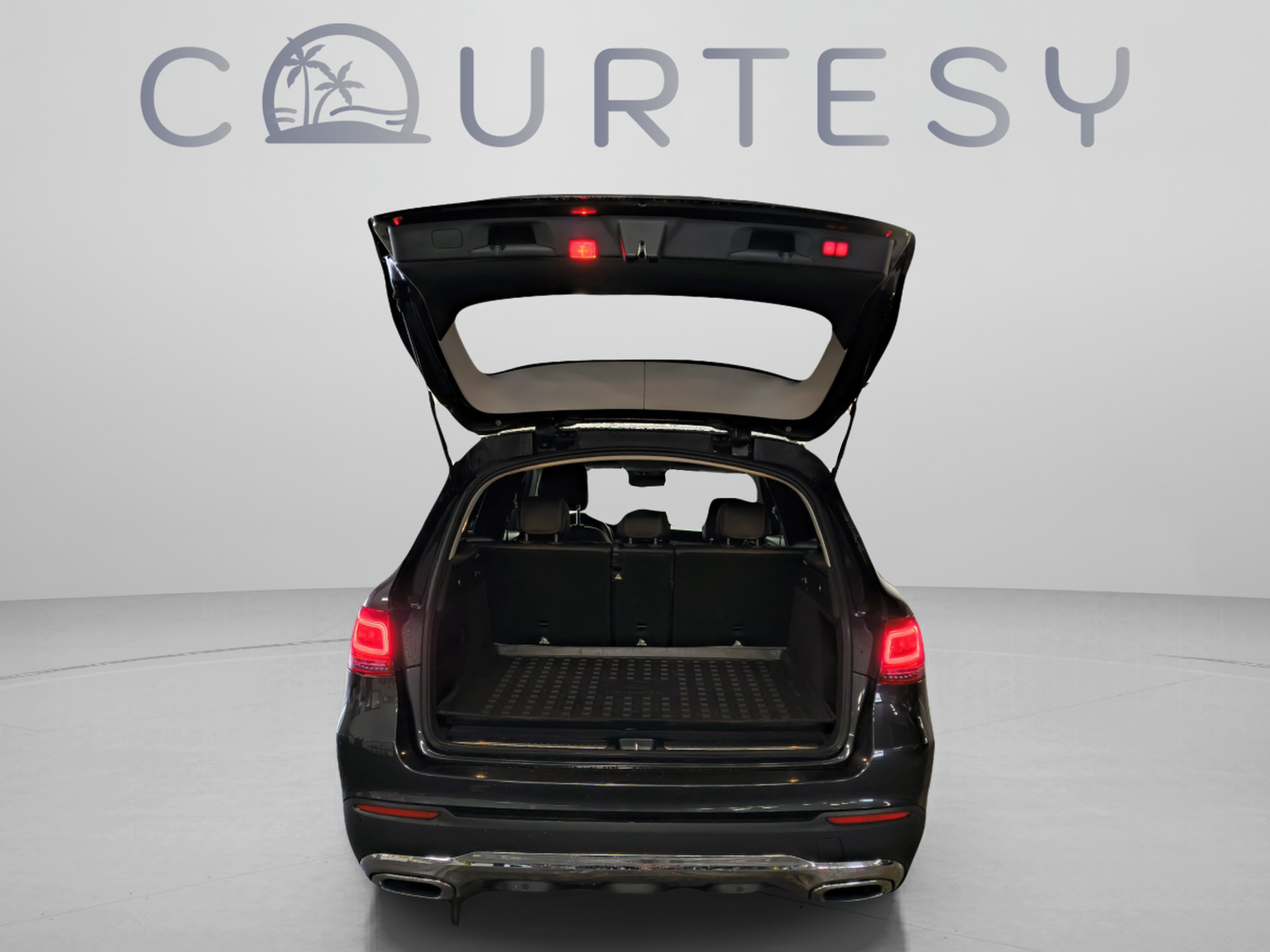 Used 2022 Mercedes-Benz GLC 300 image 13