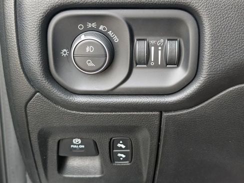 Used 2020 RAM 1500 Laramie AWD/4WD image 22