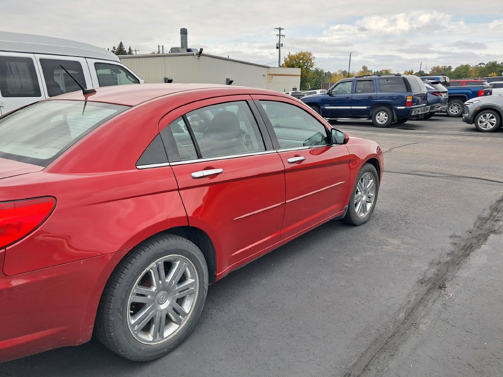 Used 2008 Chrysler Sebring Limited w/ Luxury Group FWD image 7