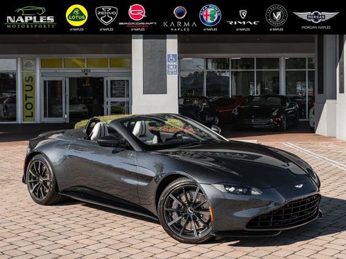Used 2021 Aston Martin V8 Vantage Roadster image 1