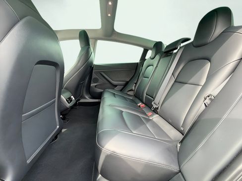 Used 2023 Tesla Model 3 Standard Range RWD image 18