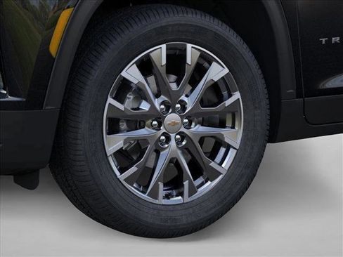 New 2026 Chevrolet Traverse LT w/ Sun and Wheel Package image 9