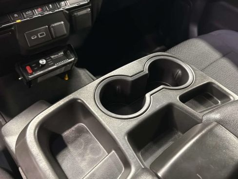Used 2021 Chevrolet Silverado 1500 Custom AWD/4WD image 27