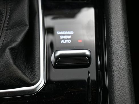 New 2026 Jeep Compass Latitude image 27