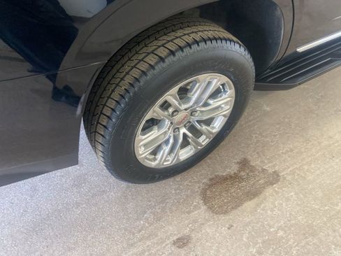 Used 2021 GMC Yukon SLT image 27