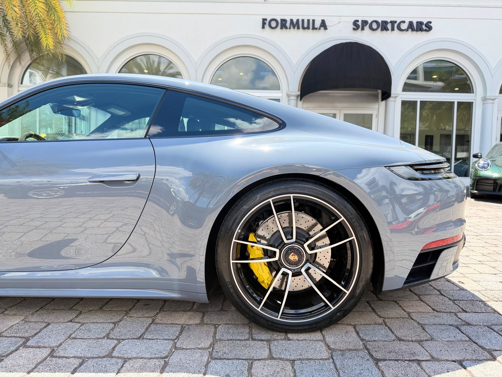 Used 2024 Porsche 911 Carrera GTS RWD image 21
